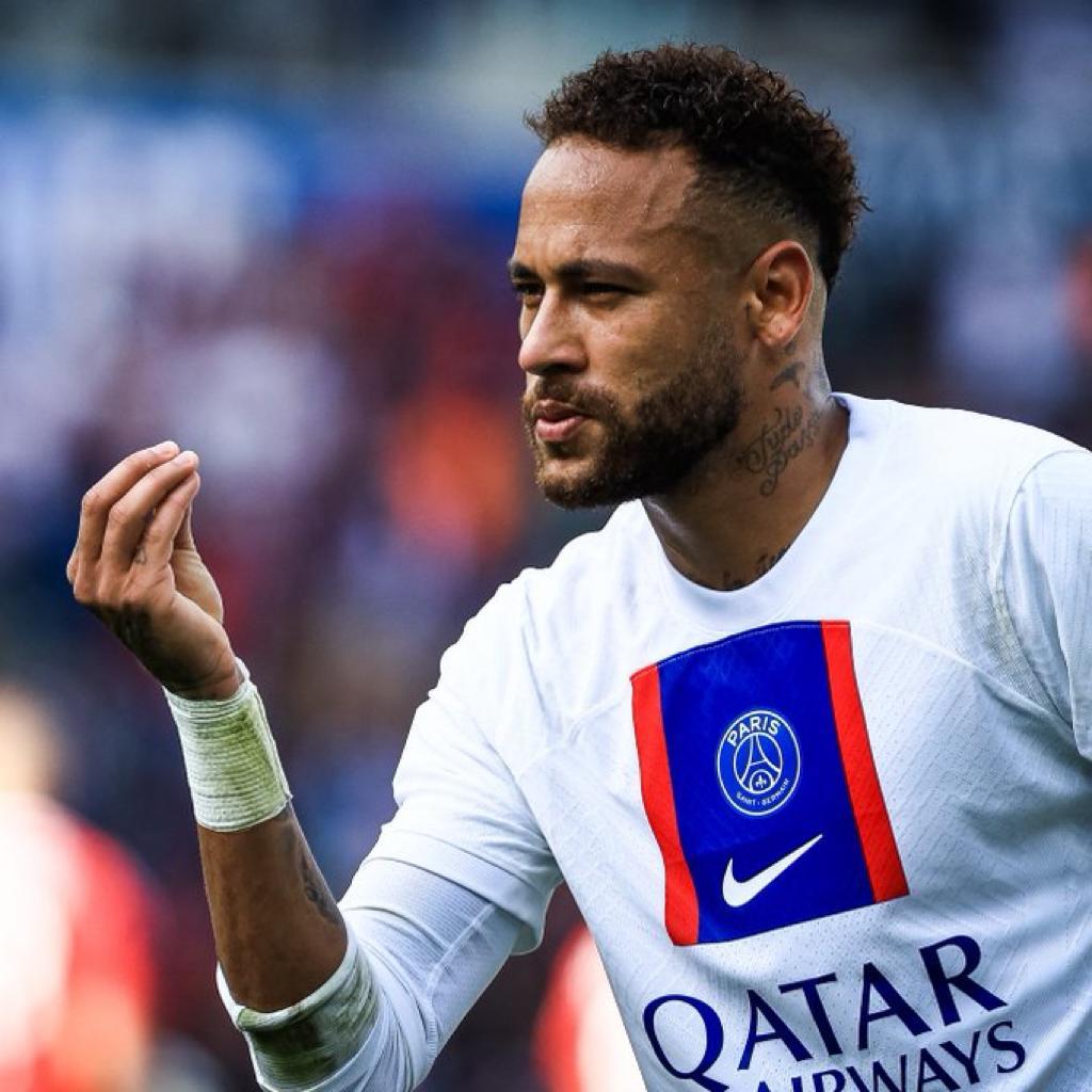 国际比赛日巴塞罗那调整名单以备法甲，防线松动环节打磨，悬念犹存，控场能力受关注的简单介绍